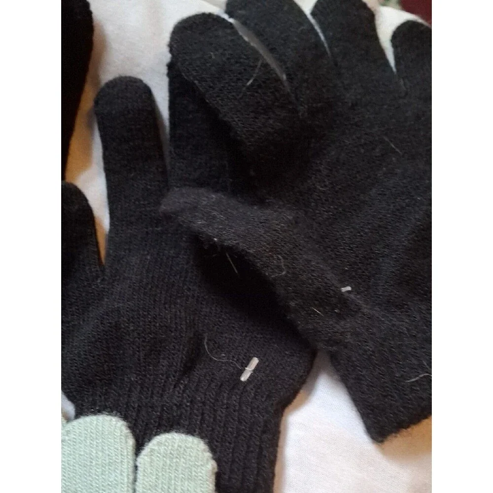 Lot Of Seven Gloves And Mittens Children's (Mis427)